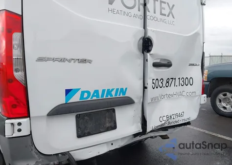 2022 Mercedes-Benz Sprinter 2500 Standard Roof I4 Diesel z USA, uszkodzony, nr VIN W1Y4DBHY6NT085262